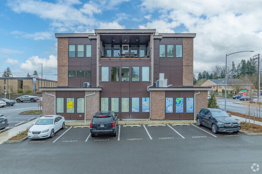 More Photos Of 903 40th Ave SW, Puyallup Office For Sale