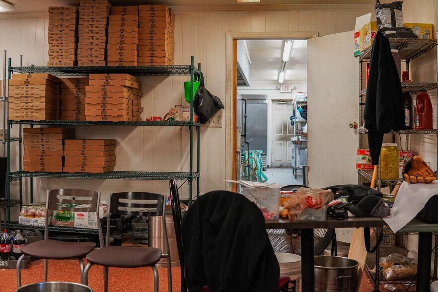 More Photos Of 800 S Mountain St, Cherryville Restaurant For Sale