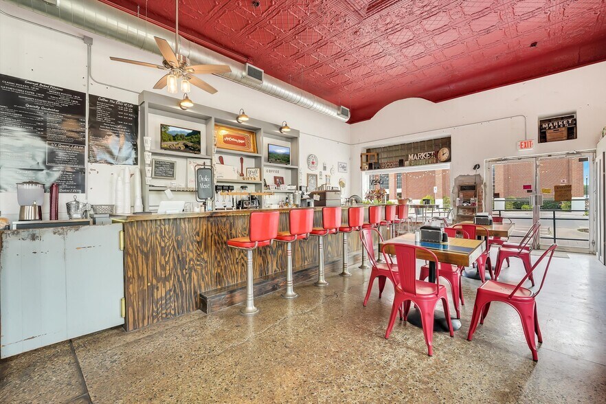 More Photos Of 100 W 4th St, Hobart Restaurant For Sale
