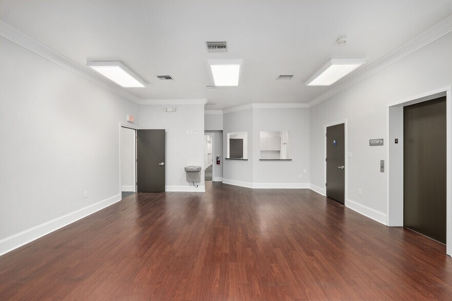 More Photos Of 1014 NW 57th St, Gainesville Medical For Lease