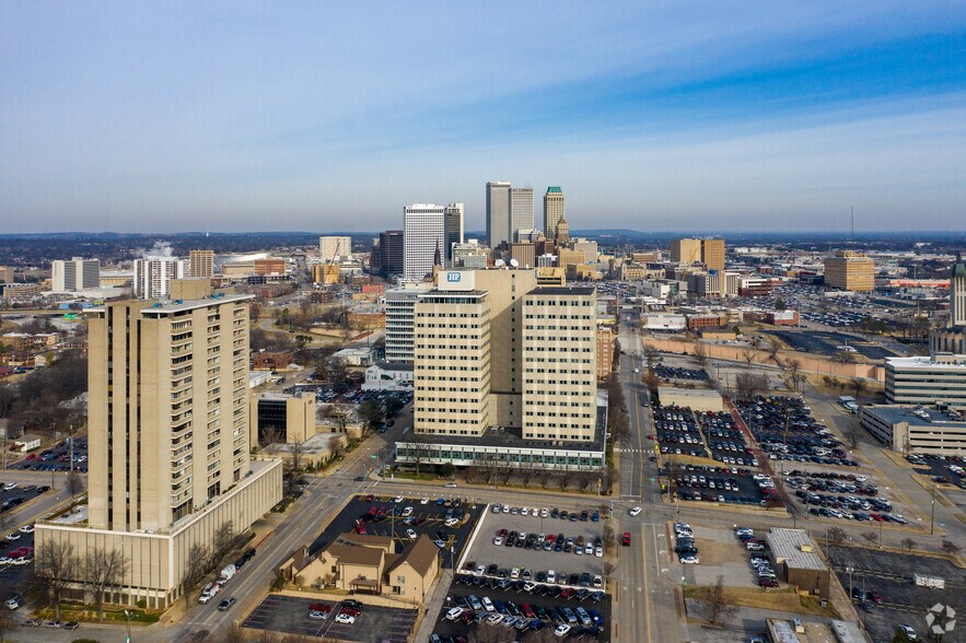 More Photos Of 1437 S Boulder Ave, Tulsa Office For Lease