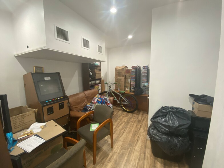 More Photos Of 467 Main St, Orange Storefront For Lease