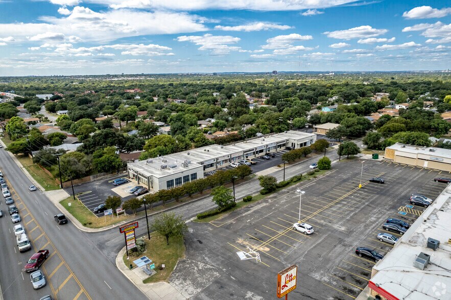 More Photos Of 4343-4367 Rittiman Rd, San Antonio Warehouse For Lease
