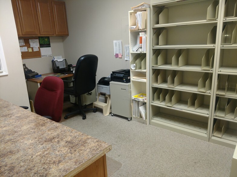 More Photos Of 420 E Main St, Branford Medical For Sale
