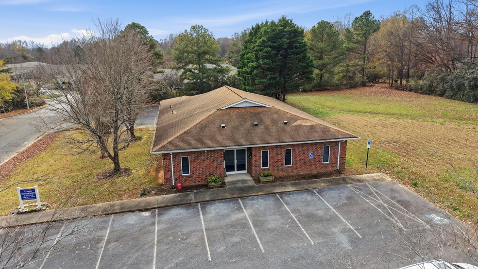 More Photos Of 1414 Ellen St, Monroe Medical For Sale