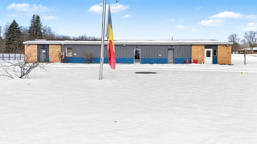 More Photos Of 2565 111th Ave, Allegan Office For Sale