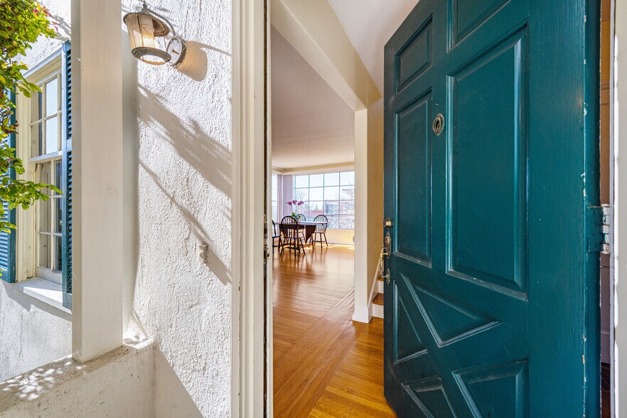 More Photos Of 1739 Spruce St, Berkeley Apartments For Sale