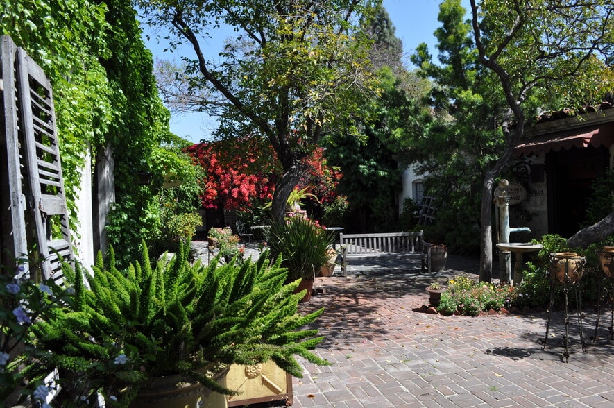 More Photos Of 161 E California Blvd, Pasadena Flex For Sale