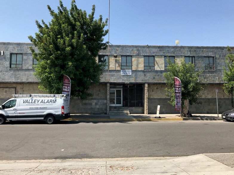 More Photos Of 11501 Hart St, North Hollywood Manufacturing For Sale