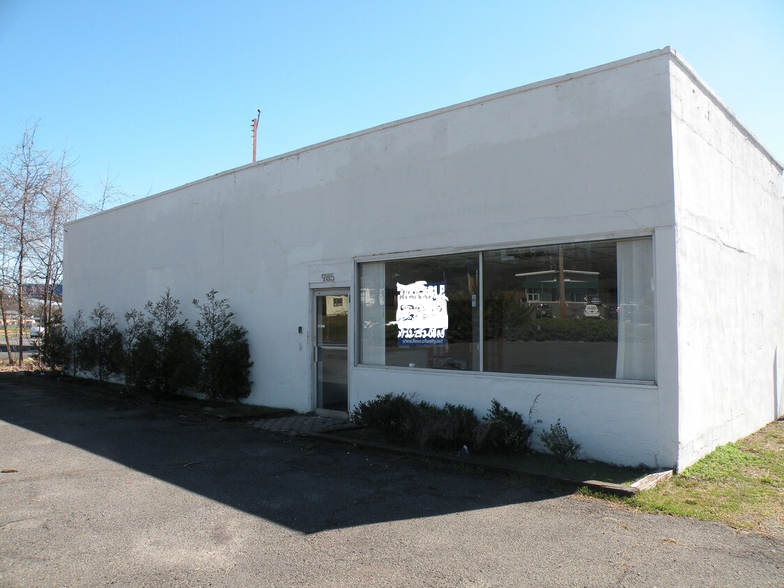 More Photos Of 985 US Highway 202 N, Somerville Storefront For Sale
