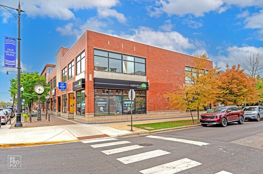 More Photos Of 4323 W Irving Park Rd, Chicago Storefront Retail Office For Sale