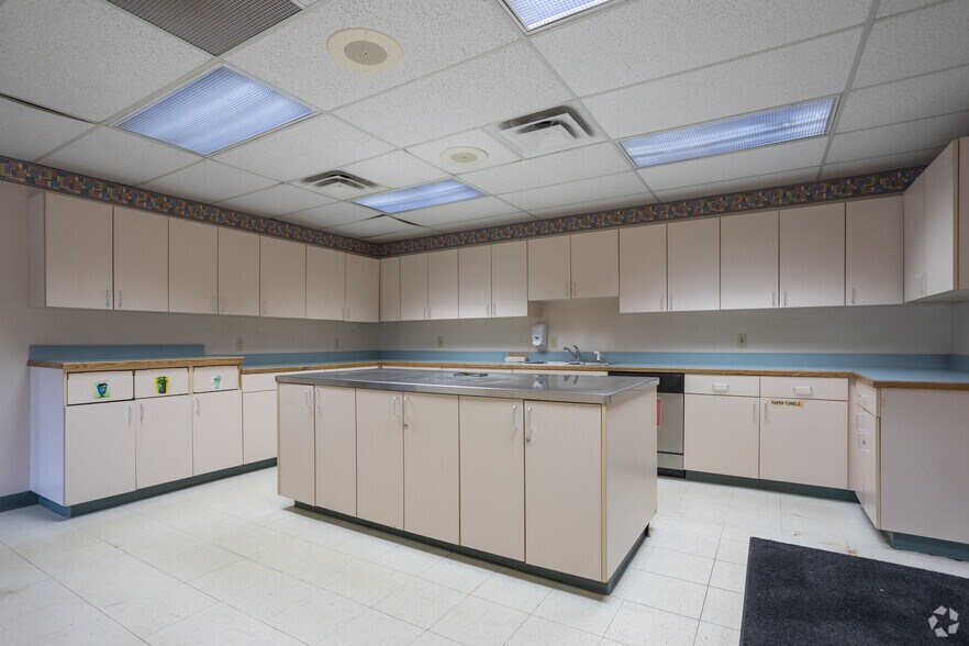 More Photos Of 2356-2370 Science Pky, Okemos Office For Sale