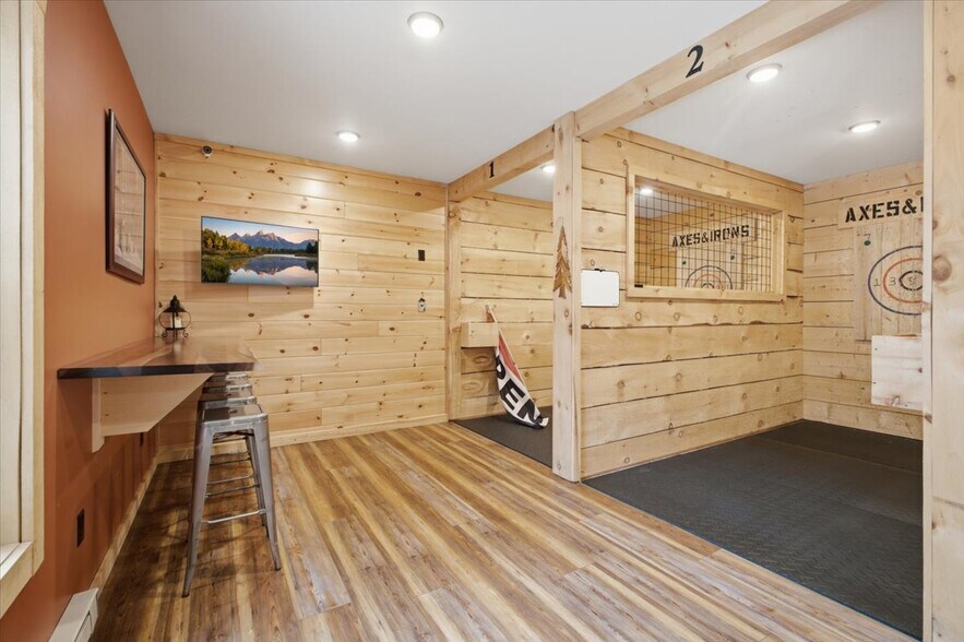 More Photos Of 6275 State Highway 30, Indian Lake Flex For Sale