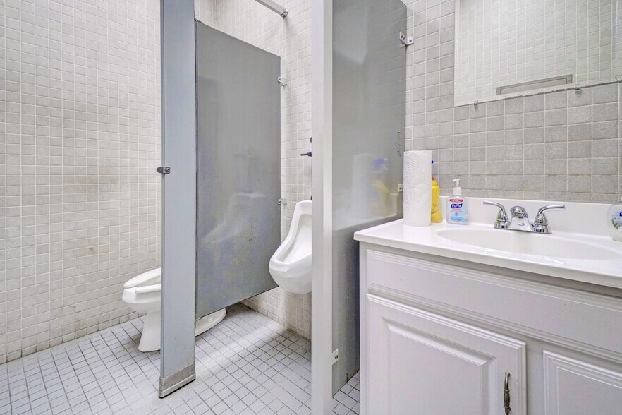 More Photos Of 51 Railroad Ave, Closter Warehouse For Sale