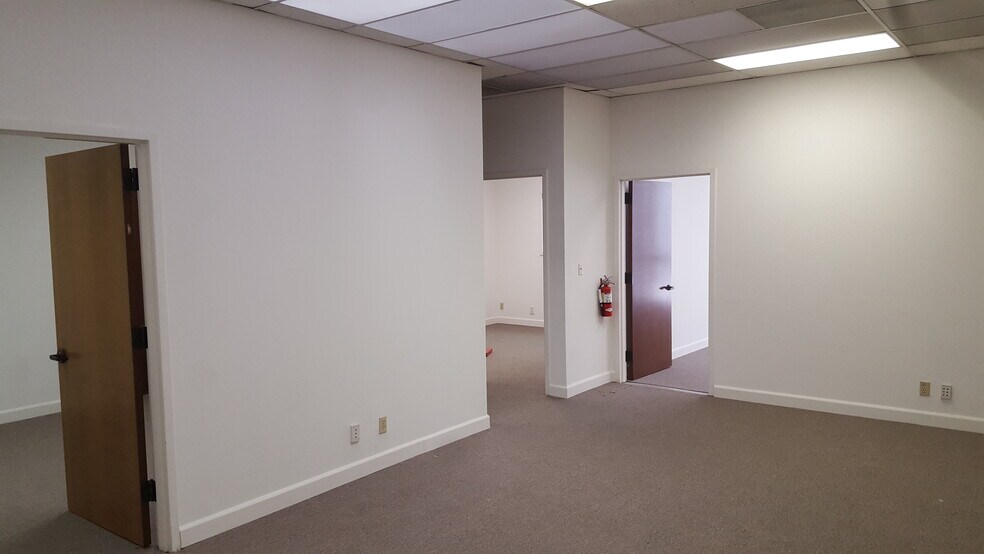 More Photos Of 958 San Leandro Ave, Mountain View Research And Development For Lease
