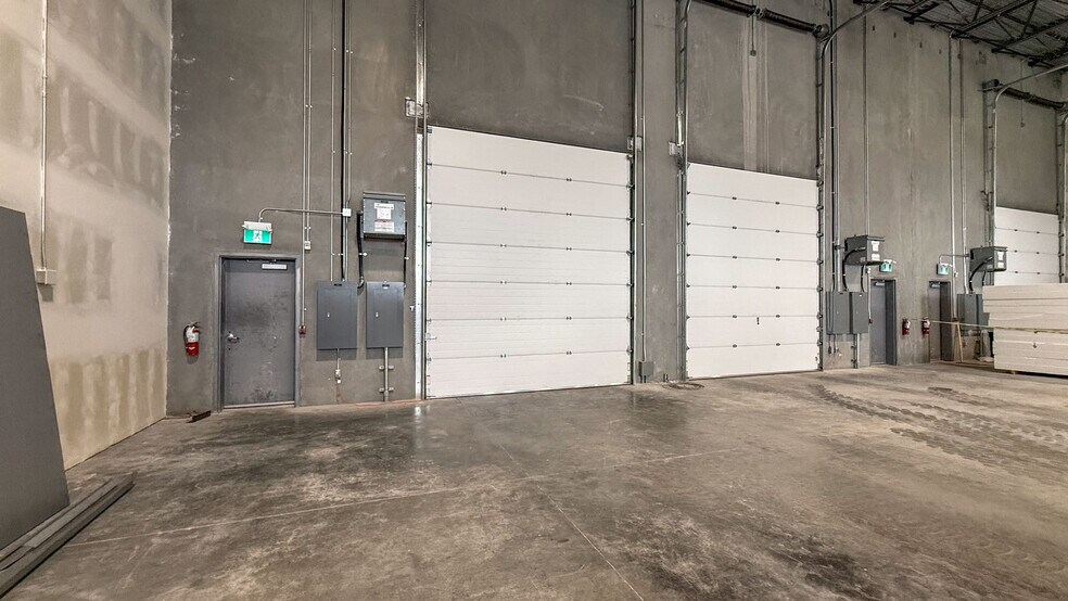 More Photos Of 3240 48 Av, Vernon Unknown For Lease