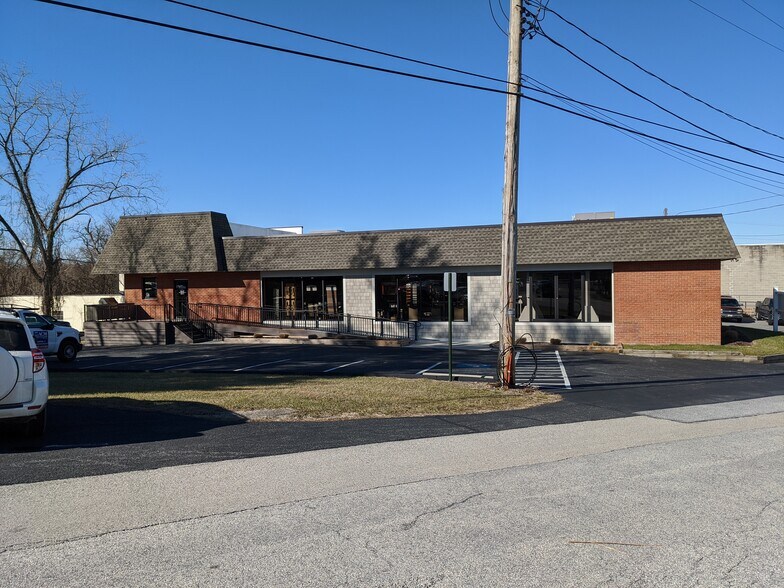 More Photos Of 1404 Bare Hills Ave, Baltimore Flex For Lease