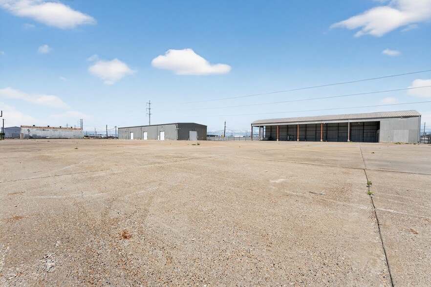 More Photos Of 2434 Etring Ave, Corpus Christi Unknown For Lease