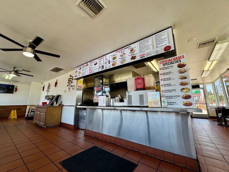 More Photos Of 14362 Telegraph Rd, Whittier Fast Food For Lease