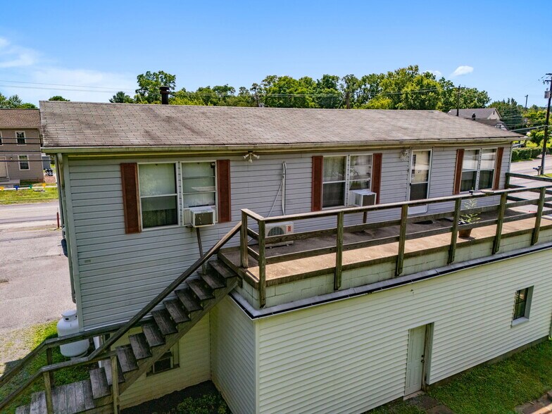 More Photos Of 993 S Hanover St, Pottstown Service For Sale