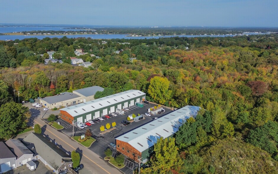 More Photos Of 75 Tupelo St, Bristol Manufacturing For Sale