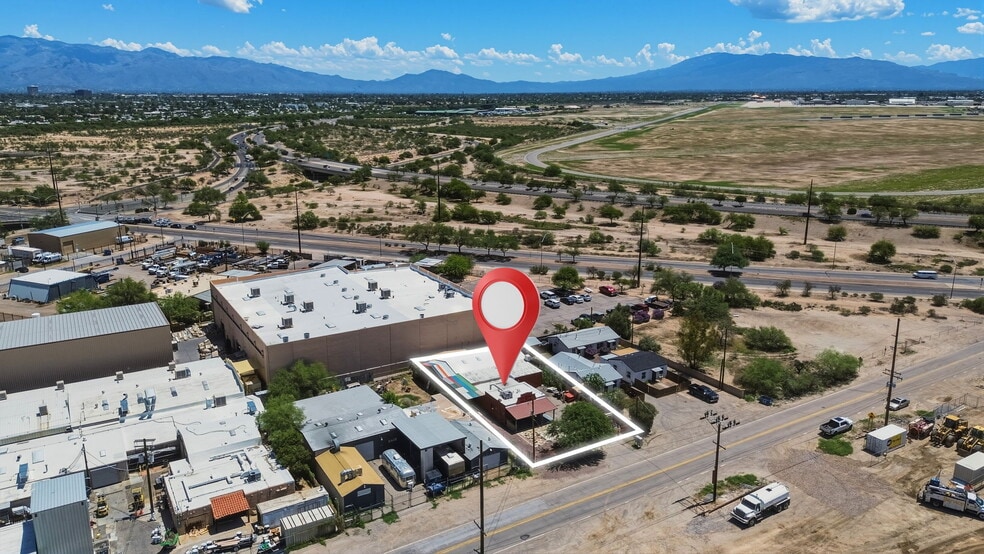 More Photos Of 3835 E Technical Dr, Tucson Warehouse For Lease