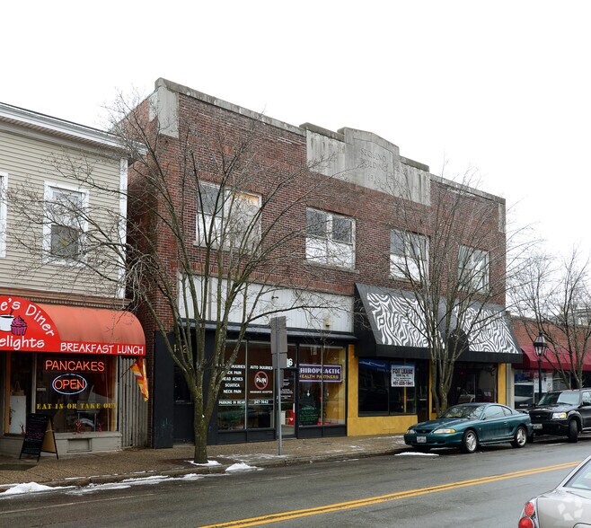 More Photos Of 442-450 Main St, Warren Storefront Retail Office For Lease