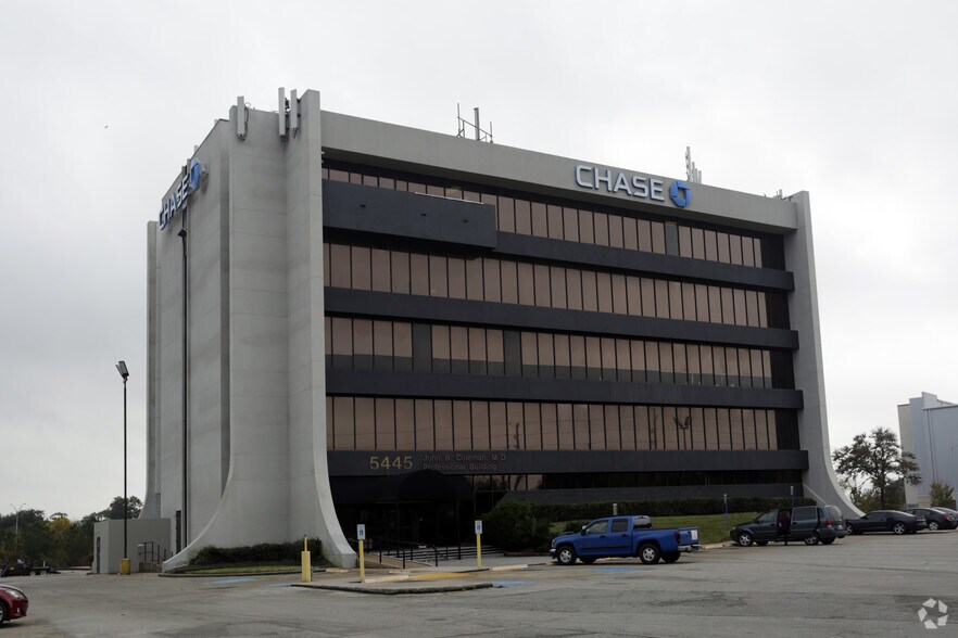 More Photos Of 5445 Almeda Rd, Houston Office For Lease