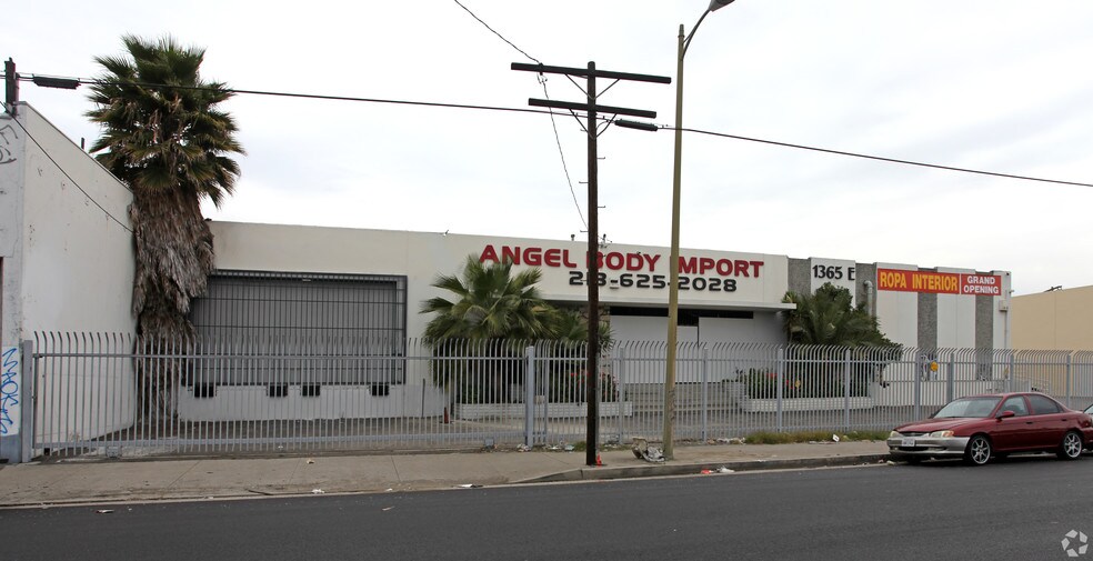 More Photos Of 1365-1367 E 16th St, Los Angeles Warehouse For Lease