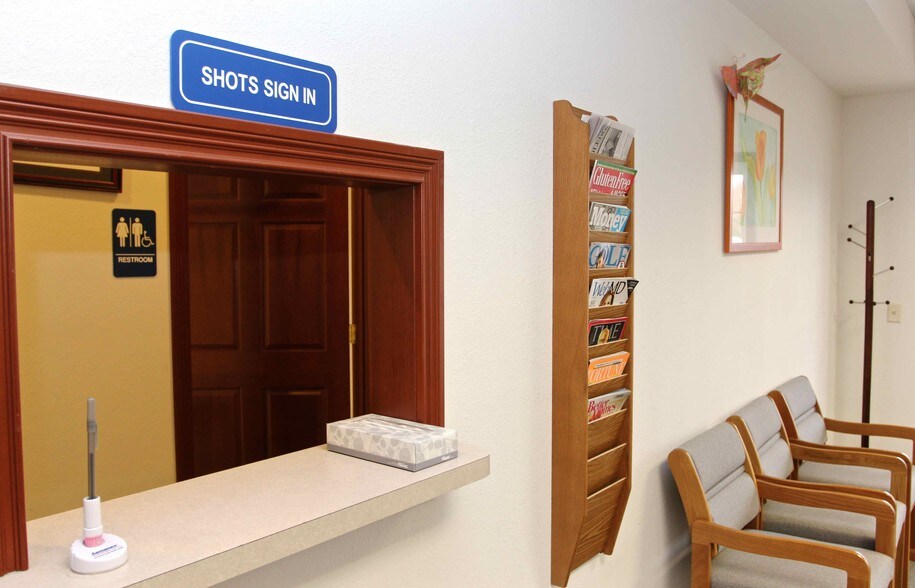 More Photos Of 5923 Renaissance Pl, Toledo Office For Lease