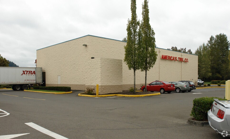 More Photos Of 870 NW Eastman Pky, Gresham Auto Repair For Sale