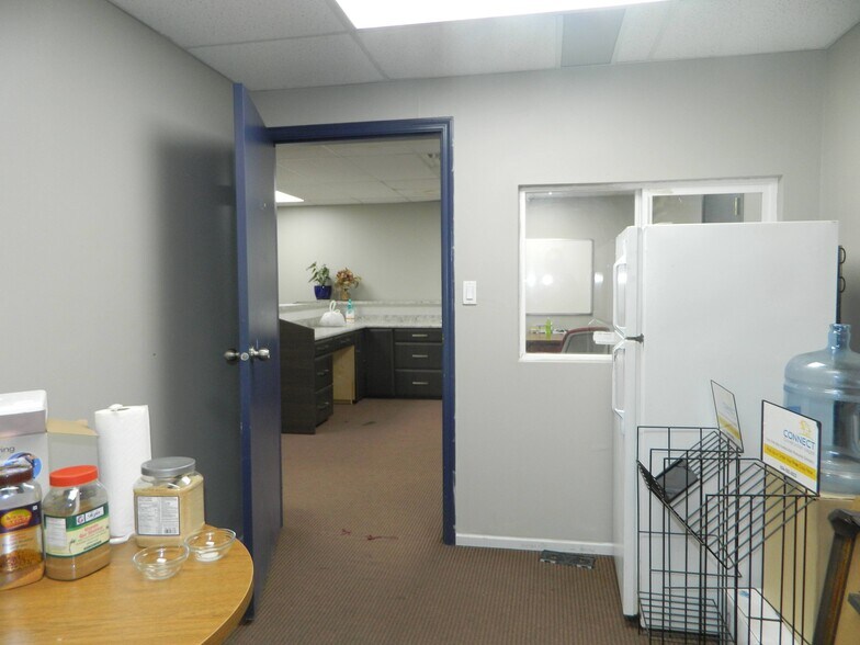 More Photos Of 12414 82nd Ave, Surrey Light Manufacturing For Lease
