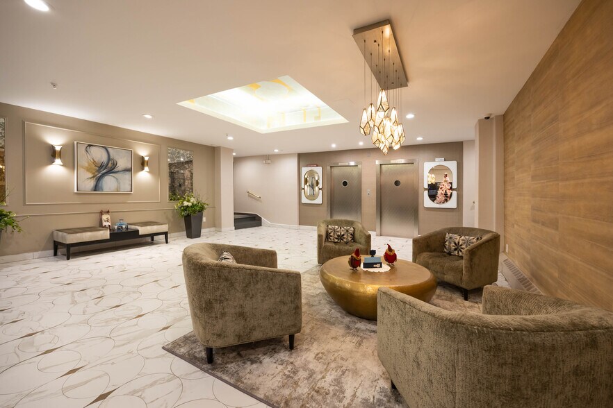 More Photos Of 40 Stoner Ave, Great Neck Apartments For Sale