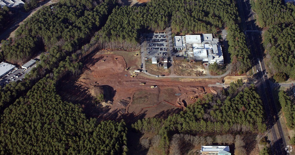 More Photos Of 8 Davis Dr, Durham Office For Lease