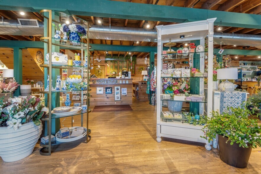 More Photos Of 10440 Water Street, Ephraim General Retail For Sale