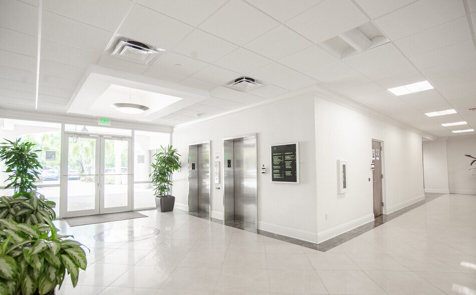 More Photos Of 1999 N University Dr, Coral Springs Office For Lease