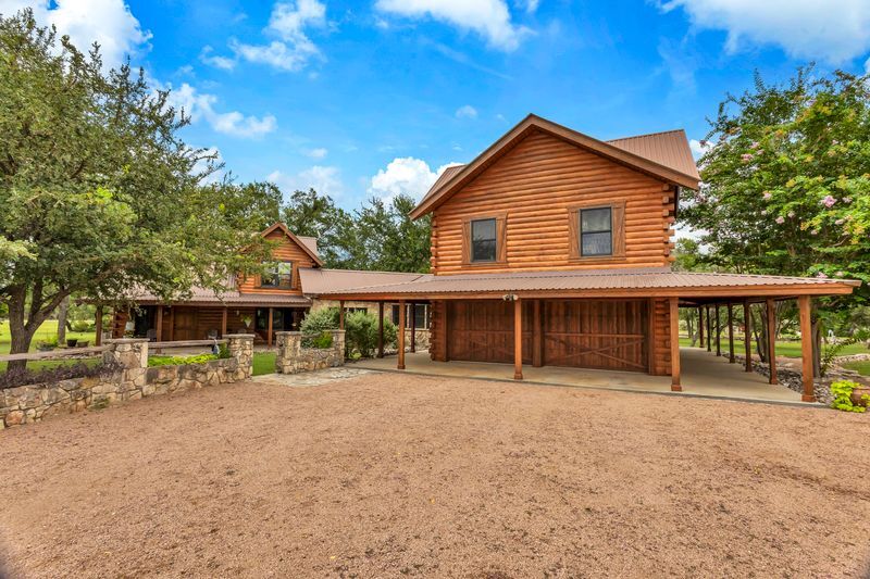 More Photos Of 700 Ledgerock Rd, Wimberley Specialty For Sale