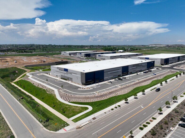 More Photos Of 14831 Washington St, Thornton Unknown For Lease