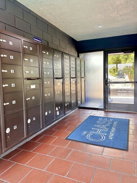 More Photos Of 1720 12th Ave, Oakland Apartments For Sale