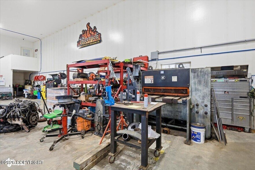 More Photos Of 1000 S Ridgecrest Rd, Wasilla Industrial For Sale