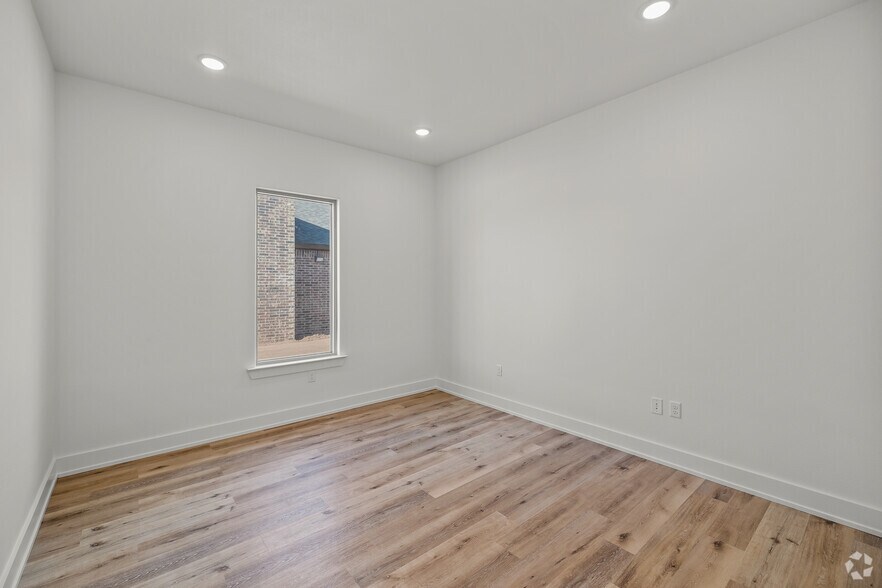 More Photos Of 5506 114th St, Lubbock Office For Lease