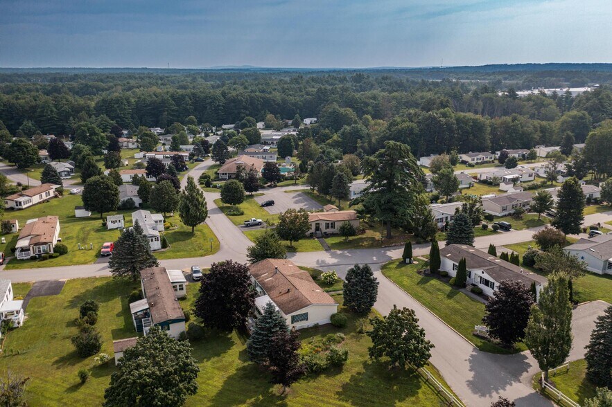 More Photos Of 11 Tamarack Lane -1, Rochester Manufactured Housing Mobile Home Park For Sale
