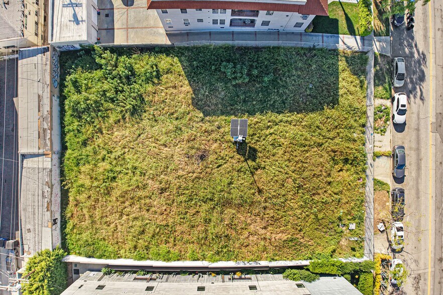 More Photos Of 4820 Oakwood Ave, Los Angeles Land For Sale