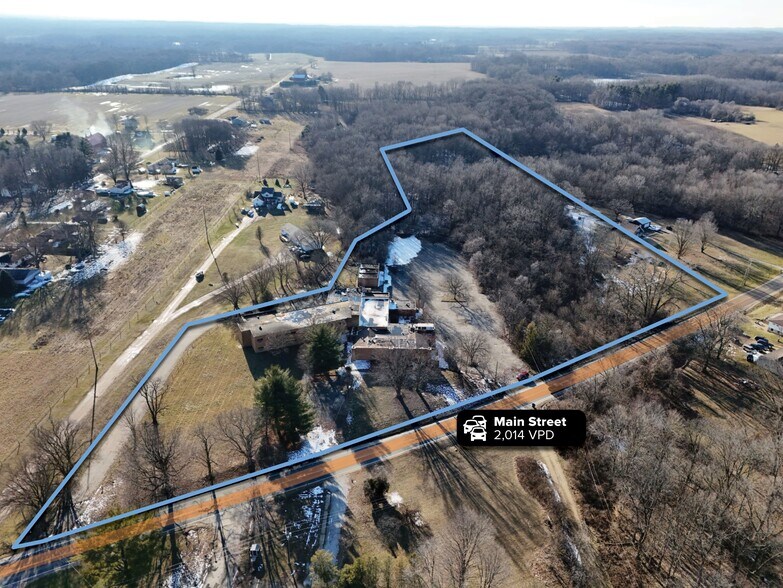 More Photos Of 15198 N Main St, Buchanan Office For Sale