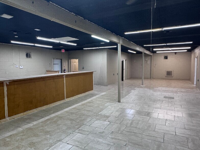 More Photos Of 4200 42nd St, Dickinson Freestanding For Sale