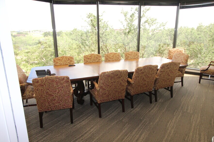 More Photos Of 3000 Briarcrest Dr, Bryan Office For Lease