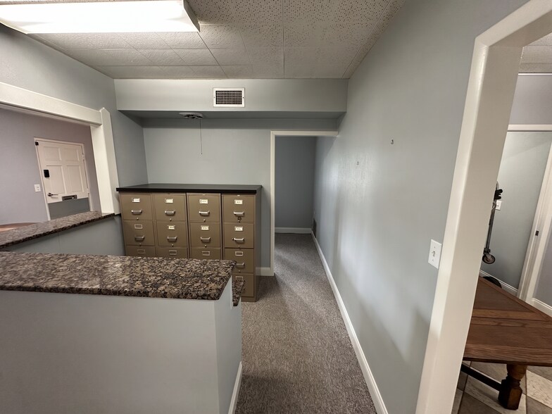 More Photos Of 6100 N Nebraska Ave, Tampa Office For Lease