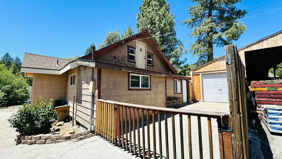 More Photos Of 54200 Pine Crest Ave, Idyllwild-Pine Cove Storefront Retail Office For Sale