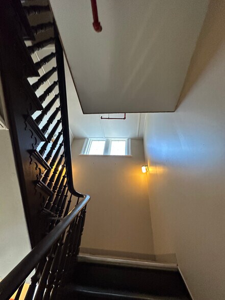 More Photos Of 314 Park St, Fulton Office For Sale