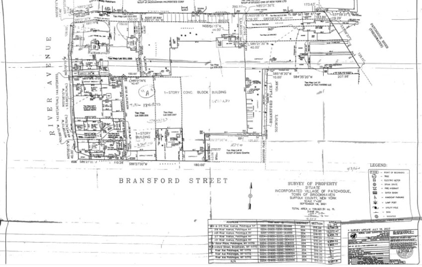 More Photos Of 217 River Ave, Patchogue Warehouse For Lease